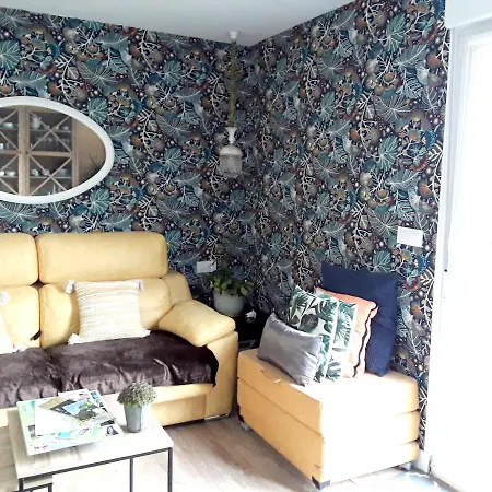 Holiday home Charming House In Parada With Large Garden