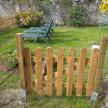 Charming House In Parada With Large Garden Сasa de vacaciones *