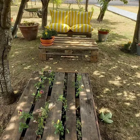 Charming House In Parada With Large Garden